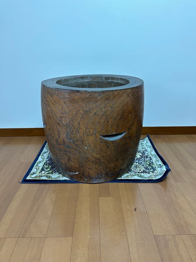 欅製　ケヤキ　木製　円筒形　臼 大きめ　室内保管していました