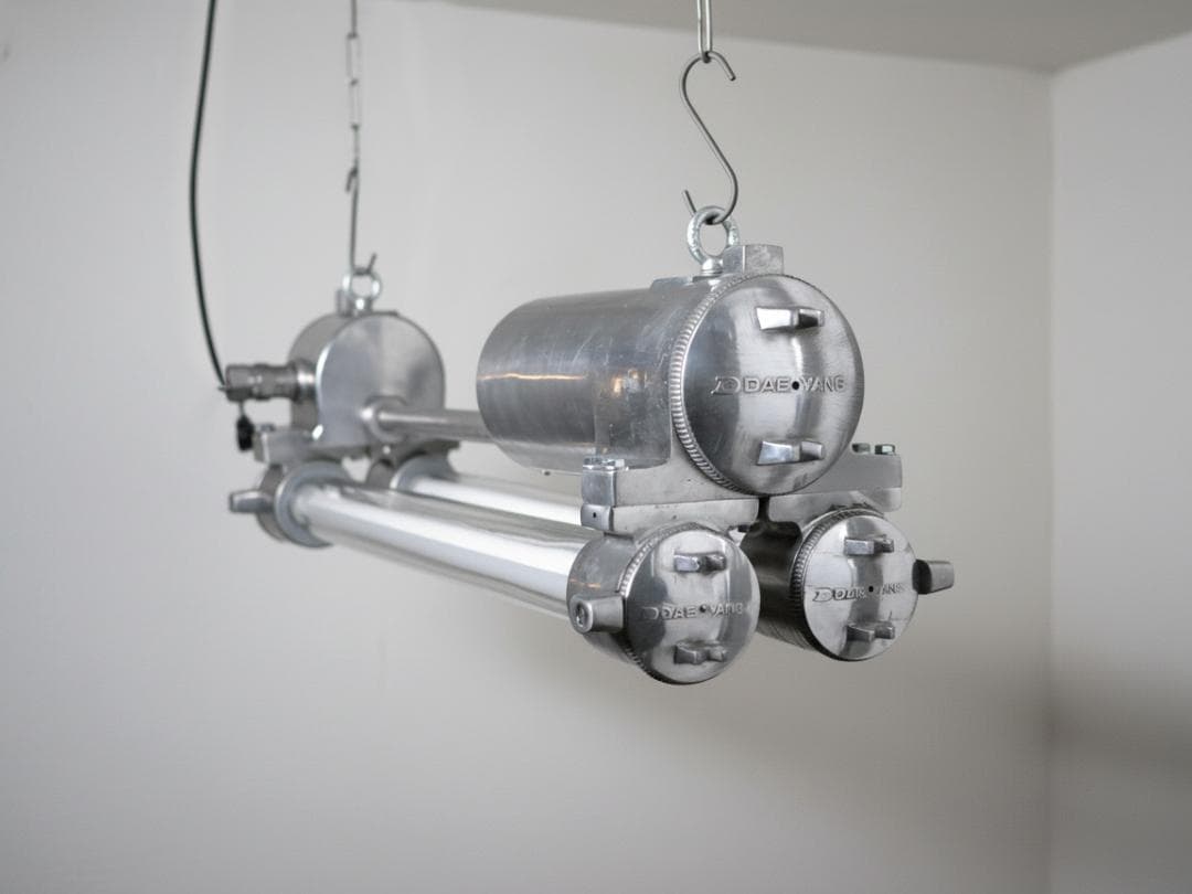 ☆ ビンテージ チューブランプ 蛍光灯 インダストリアル 工業系 3 カフェ ☆