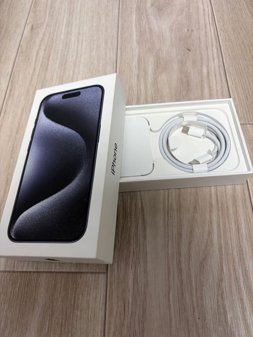 s*y様 iPhone 15 Pro 512GB simフリー ブルー チタニウ