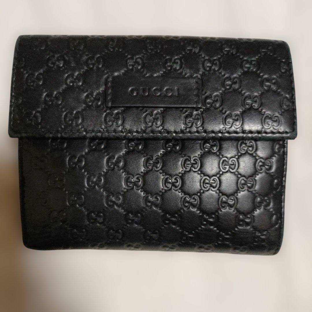 GUCCI ブラックレザー 二つ折り財布