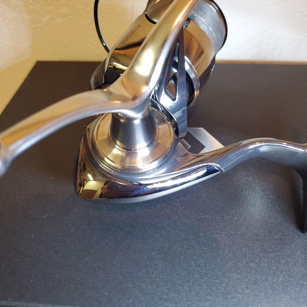 リール DAIWA EXIST LT2500S-DH