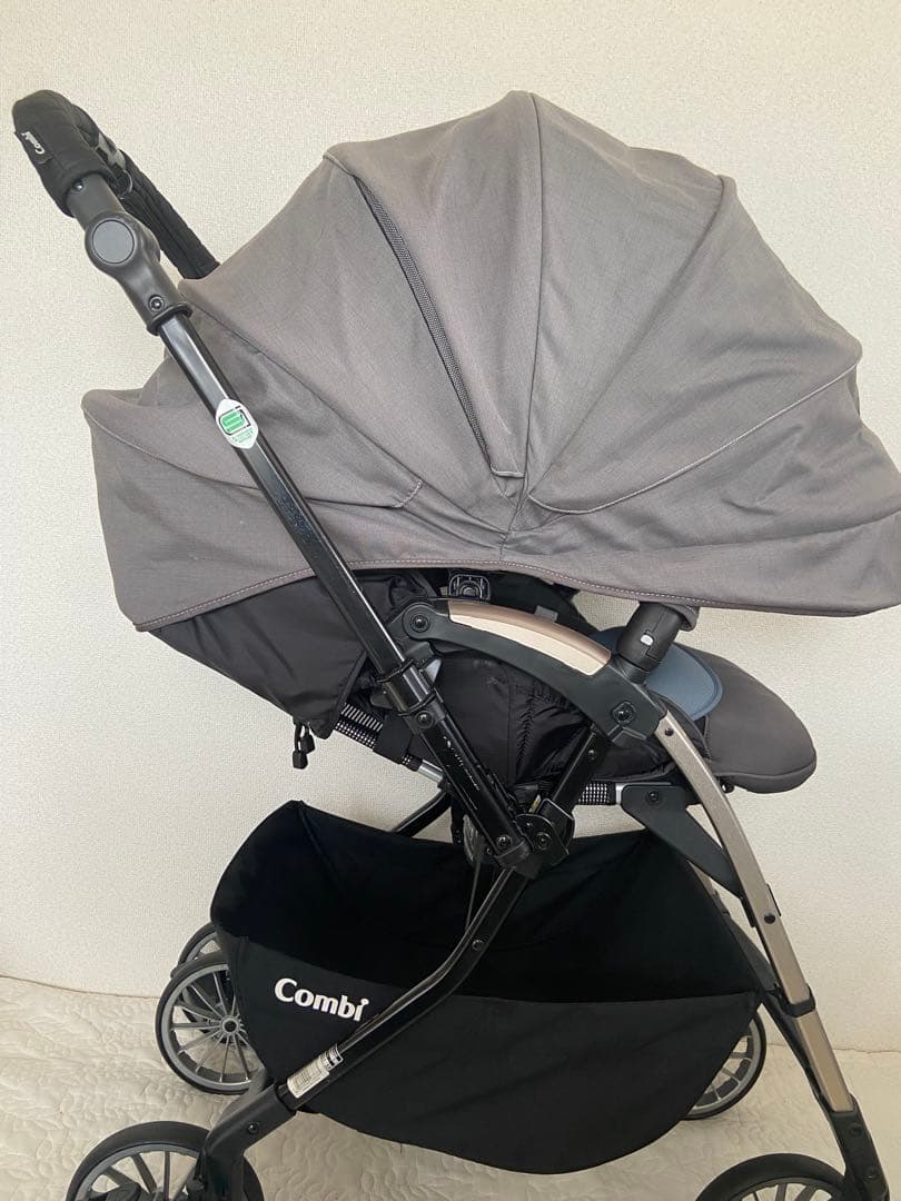 Combi アンブレッタ 4キャス エッグショック グレー