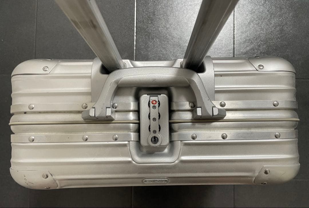 希少) RIMOWA リモワ トパーズ 26L アルミ キャリー4輪