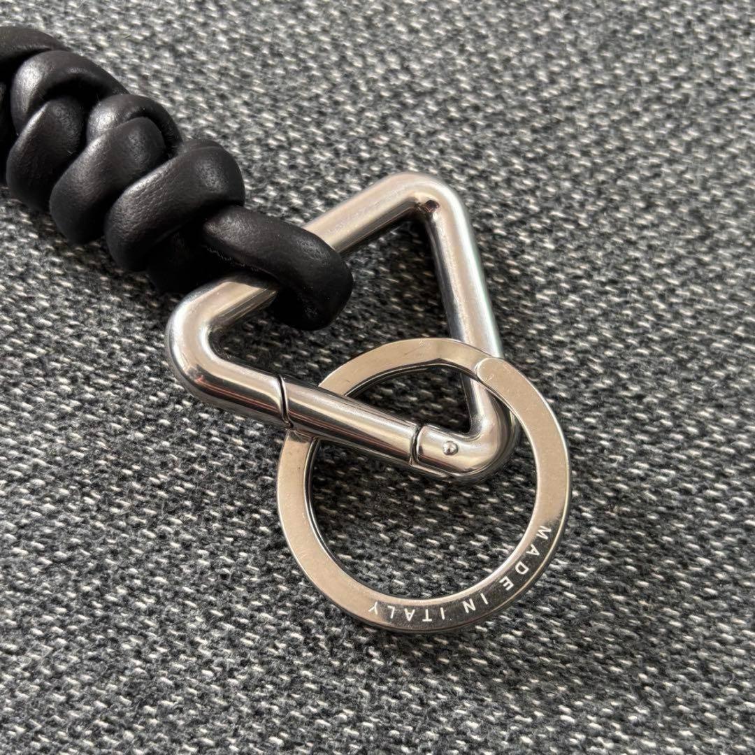 BOTTEGA VENETA トライアングルキーリング