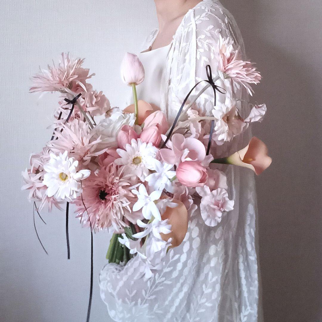 ピンク　ガーベラ　チューリップ　ウェディングブーケ　アーティフィシャルフラワー