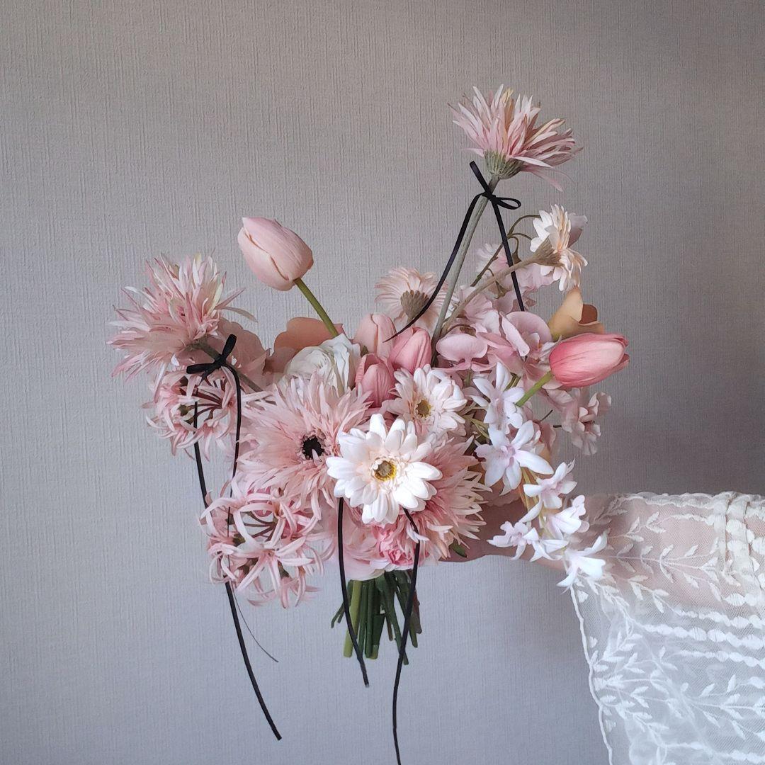ピンク　ガーベラ　チューリップ　ウェディングブーケ　アーティフィシャルフラワー