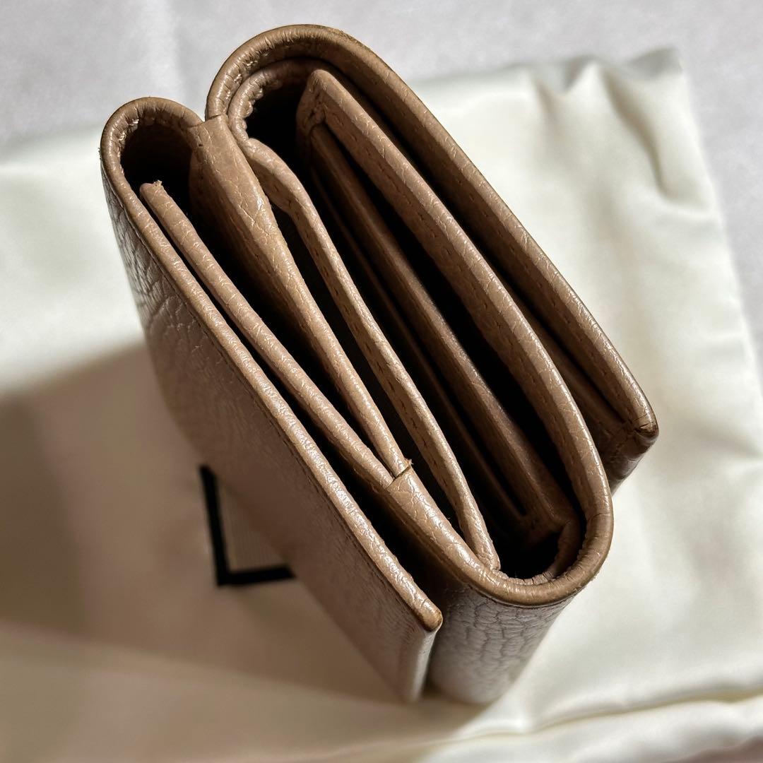 GUCCI グッチ 三つ折り財布　ベージュ