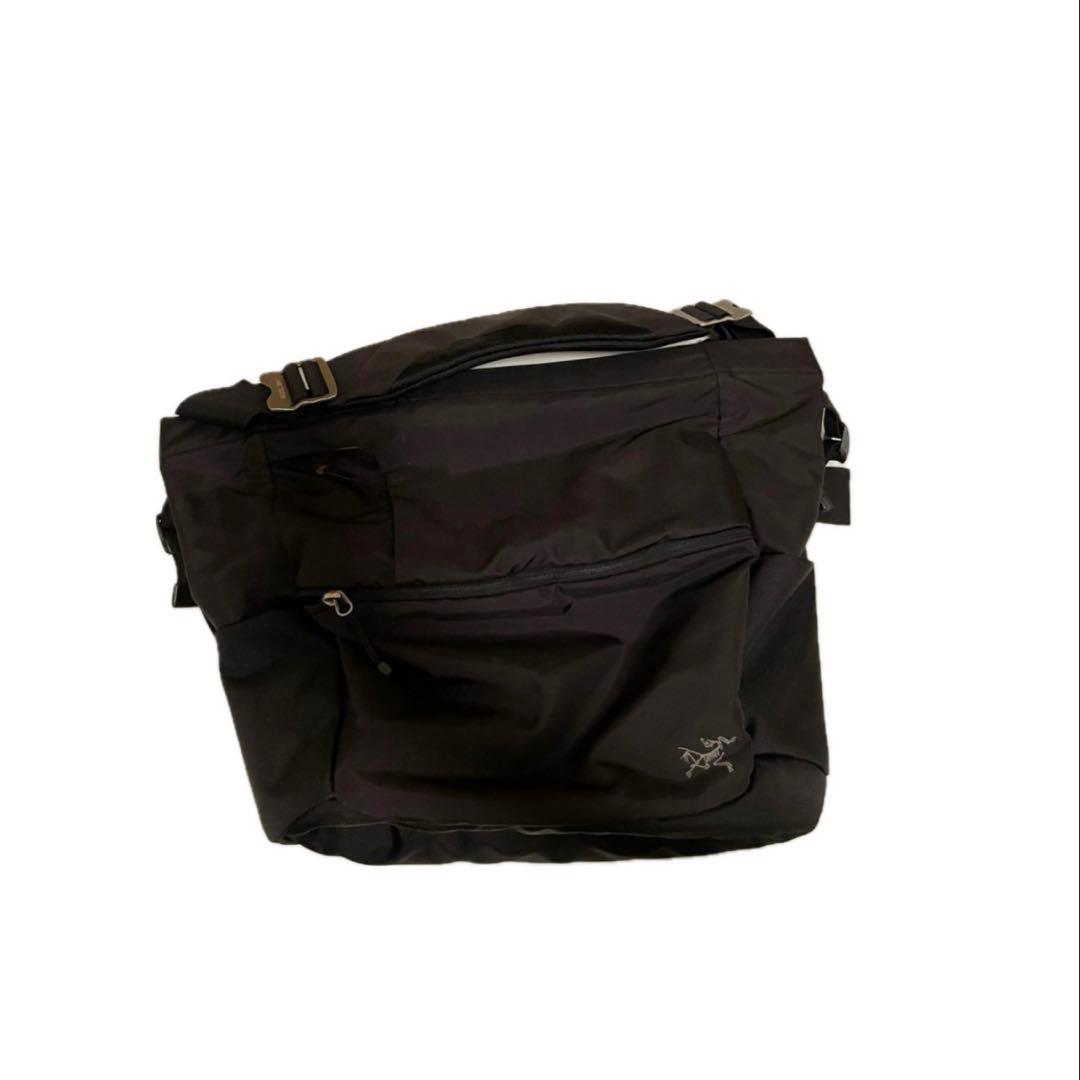 【廃盤】 Arc’teryx メッセンジャーバッグ ミストラル 16