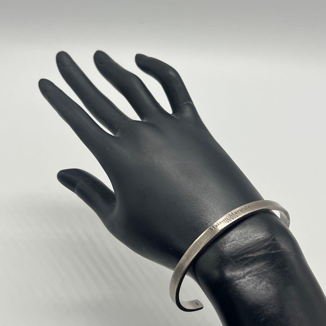 メゾン マルジェラ MAISON MARGIELA ロゴ カフ バングル SV