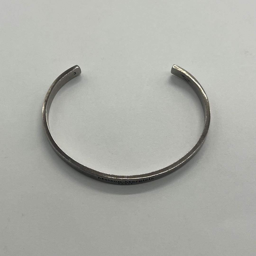 メゾン マルジェラ MAISON MARGIELA ロゴ カフ バングル SV