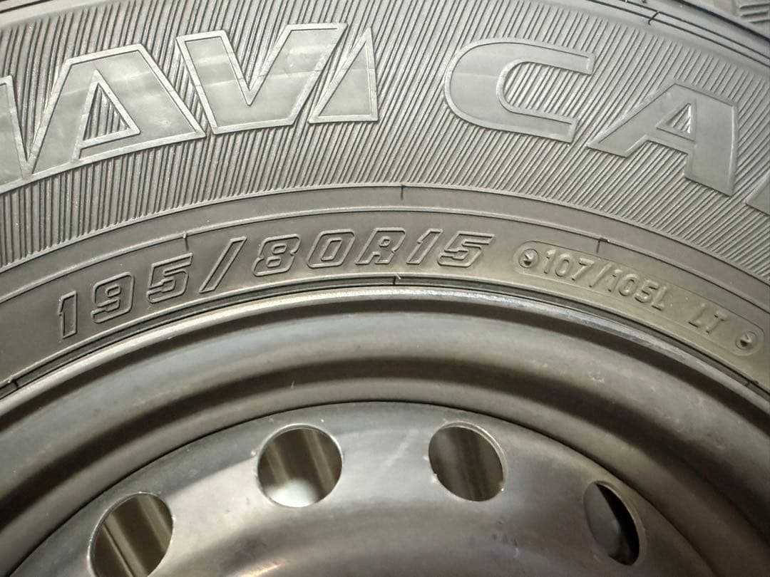 200系ハイエース スタッドレス ノーマルホイール付 195/80R15 LT