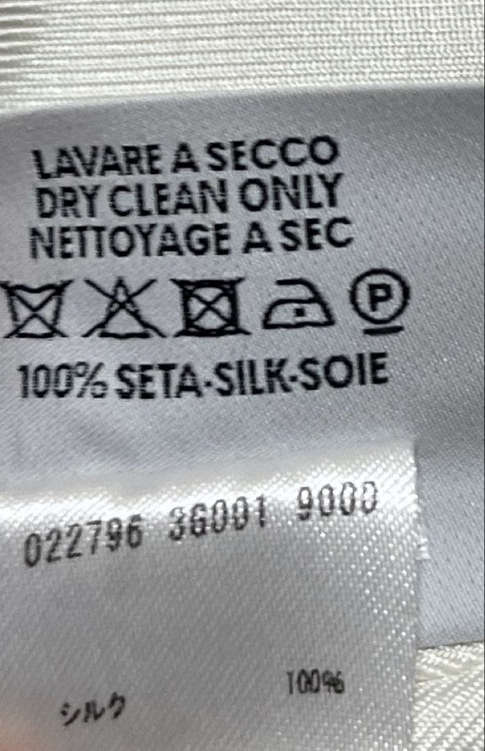 極美品　V.ACCORNERO GUCCI スカーフ　フローラ　蝿　シルク　花柄