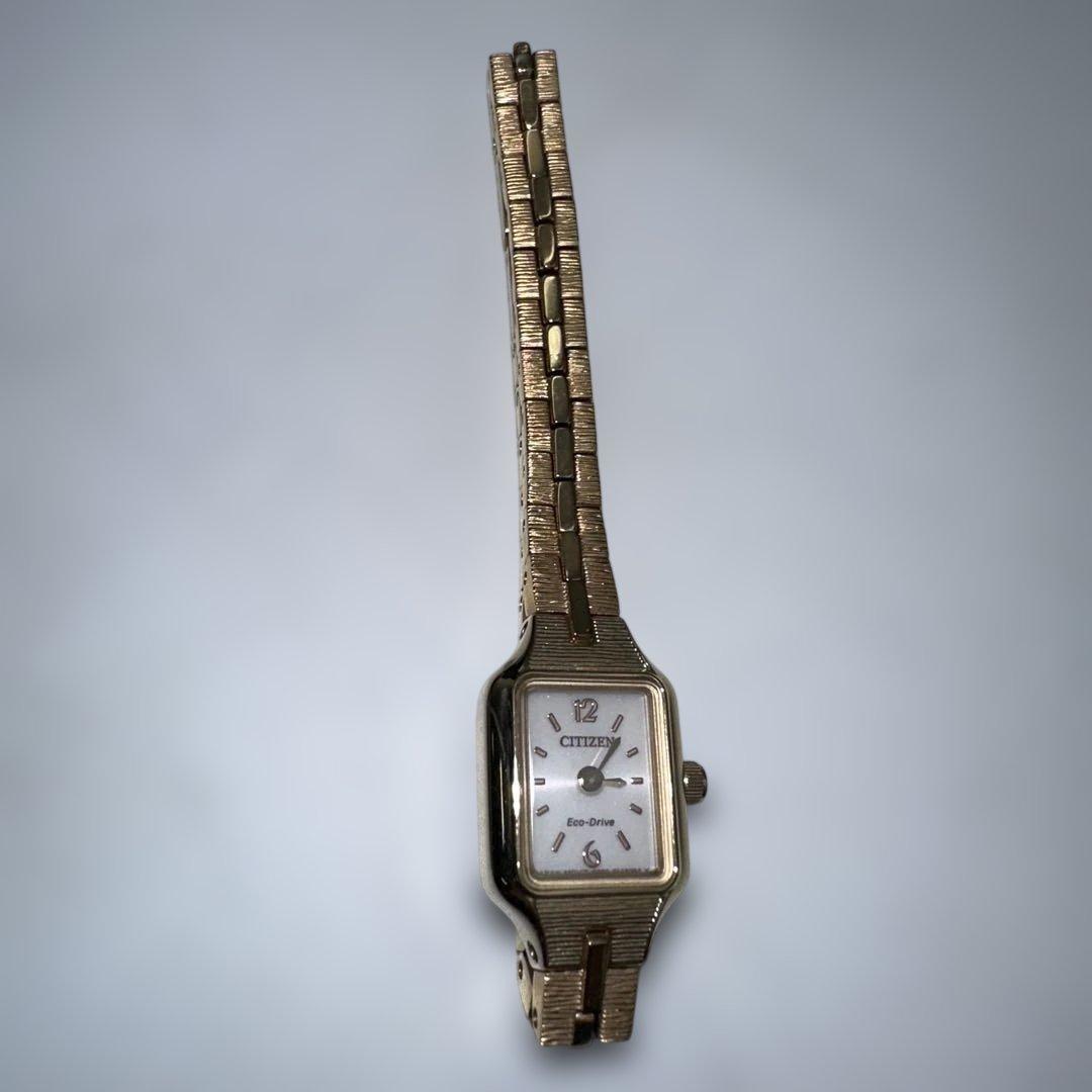 ③CITIZEN Kii エコドライブクォーツ