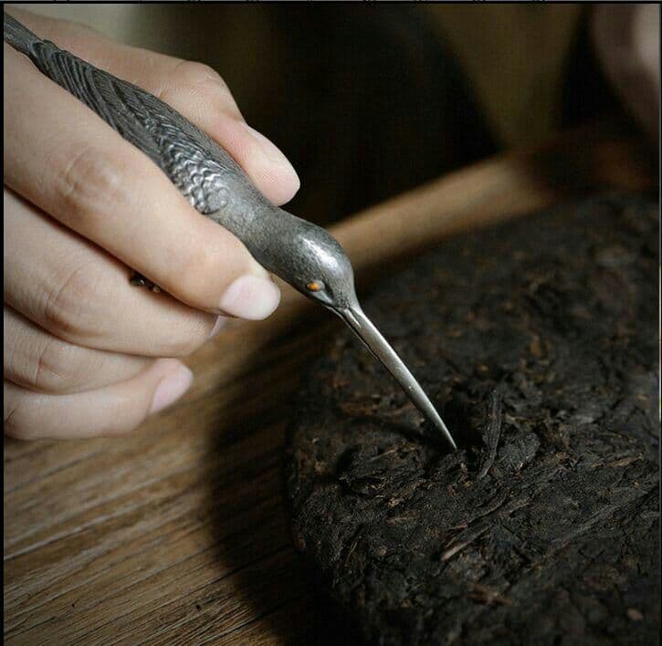 工彫刻ハチドリ茶針茶寵置物茶遊び家庭用プーアル茶茶刀茶錐茶器。