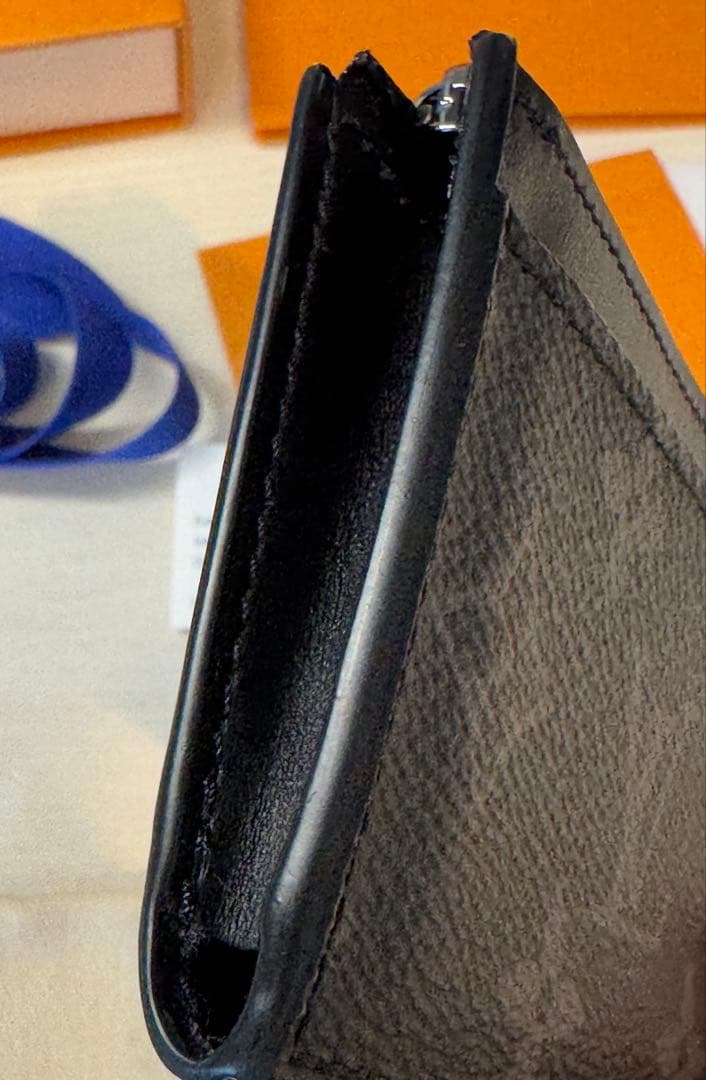 ルイヴィトン M82253 コンパクト カード・ホルダー　エクリプス