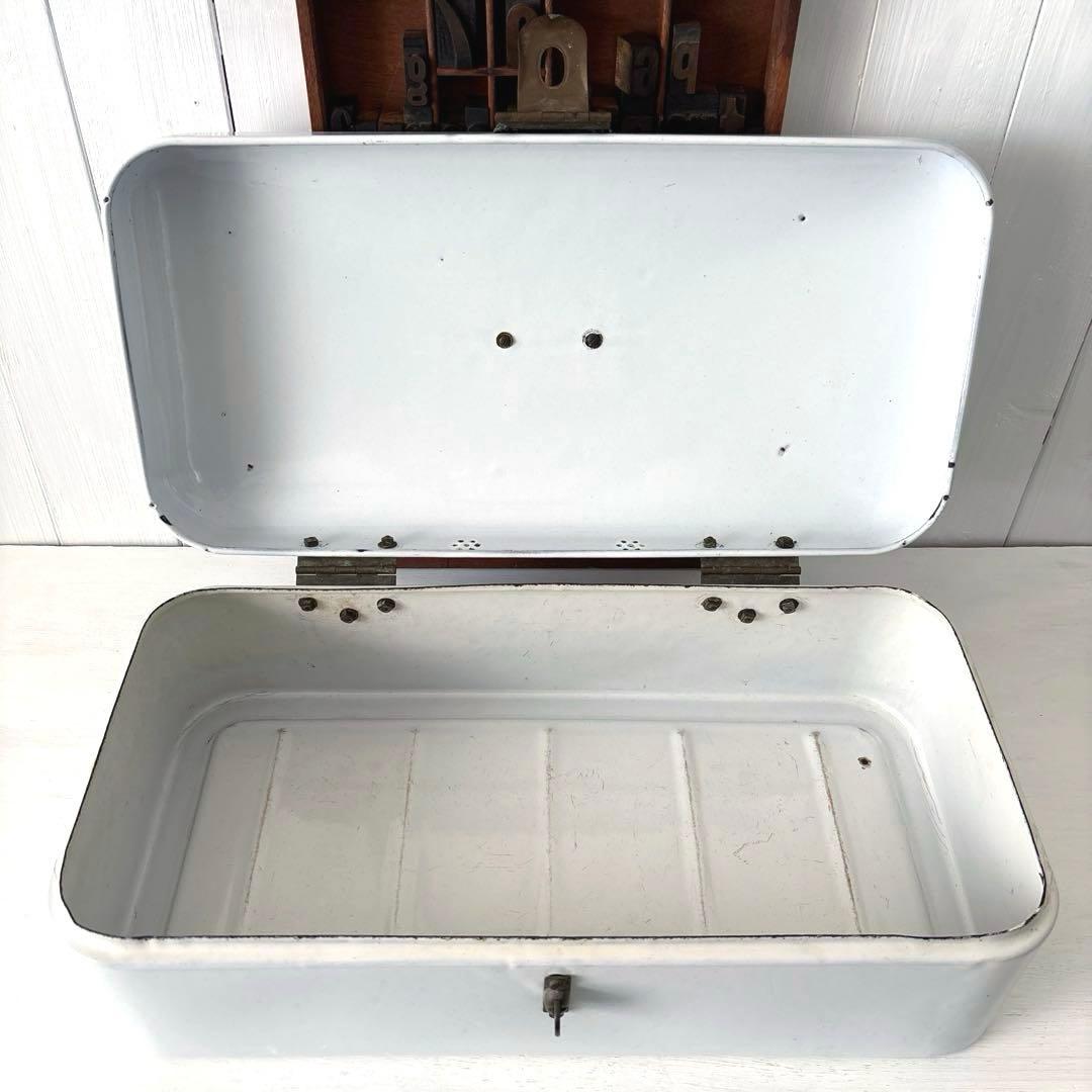 ドイツアンティーク☘️ホーロー 薔薇模様 ブレッドケース ボックス BOX