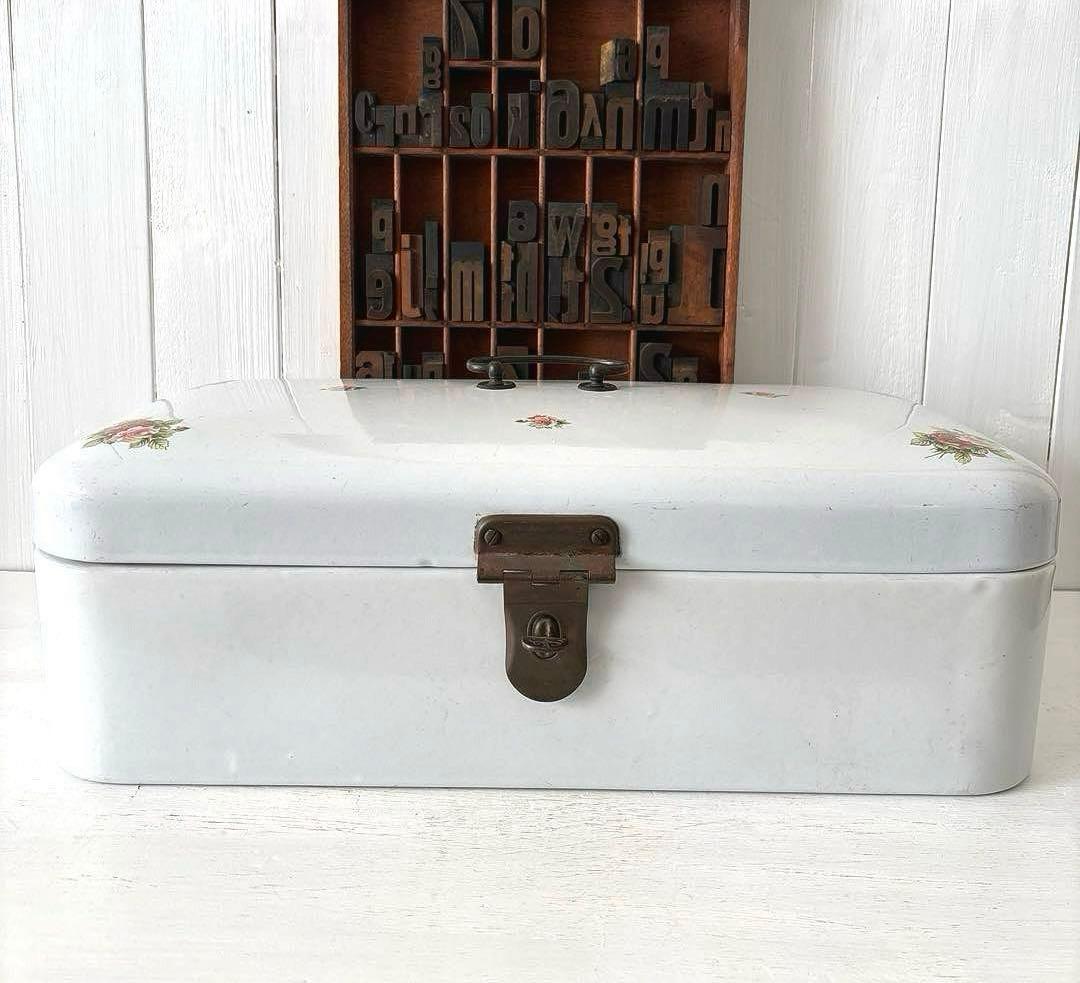 ドイツアンティーク☘️ホーロー 薔薇模様 ブレッドケース ボックス BOX