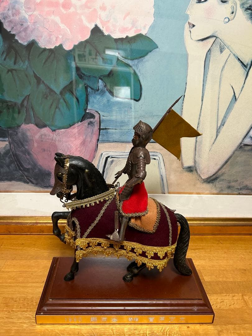 馬に乗ったスペインの騎士の彫刻の置物