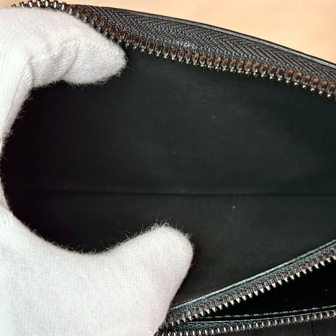 ルイヴィトン　トリヨンアンプラントヴェルティカル　ジッピーウォレットM69047