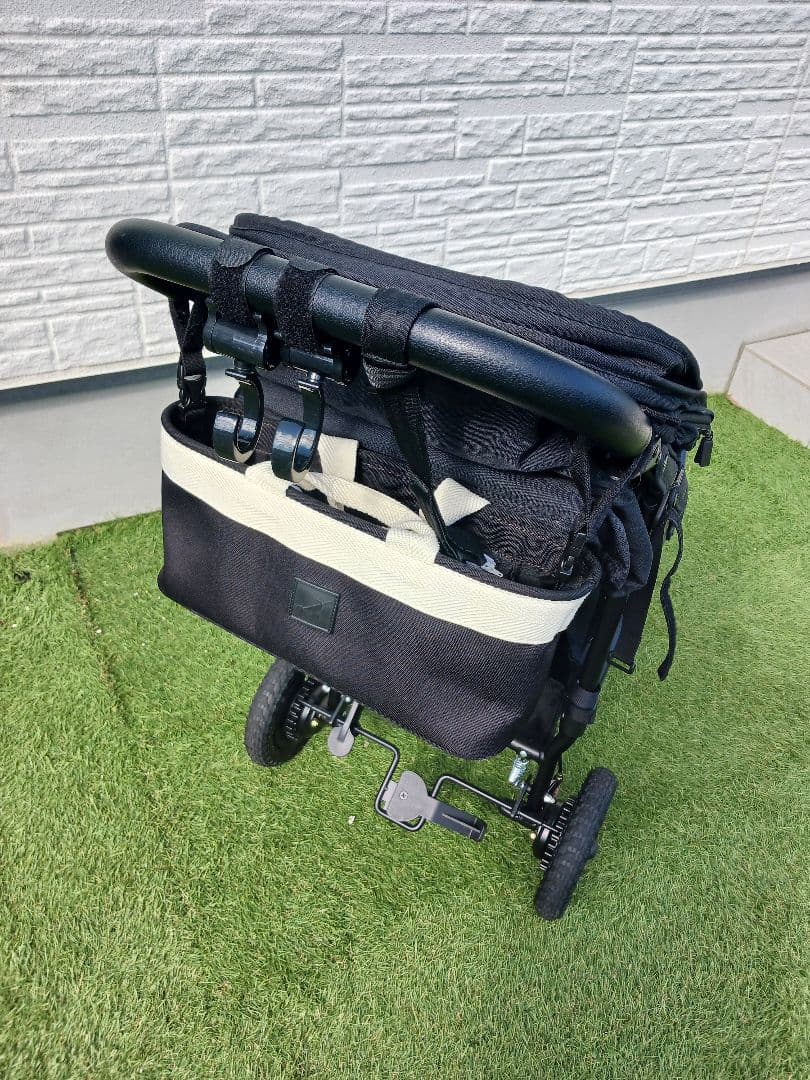 AirBuggy エアバギー　ブラック ベビーカー