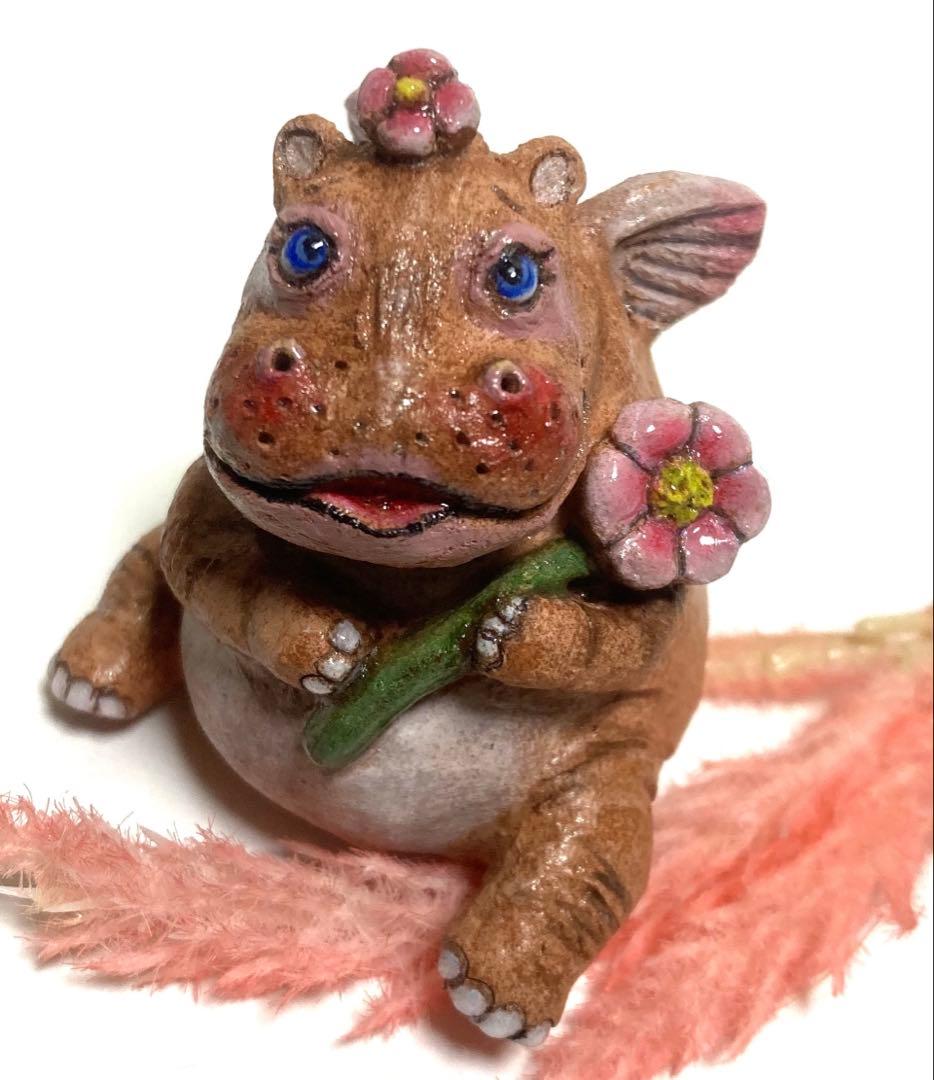 天使のおカバちゃん❤️縁起物、カバ人形、陶器人形、置物、ハンドメイド