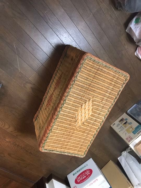 ラタンの収納トランク