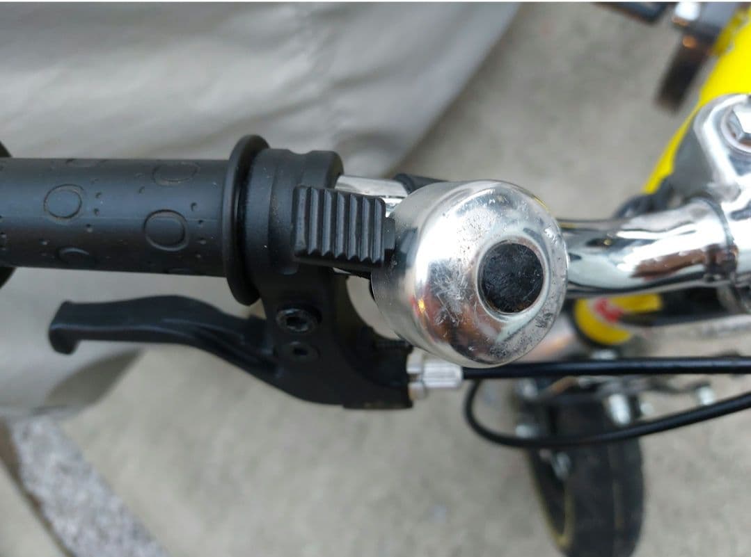 美品　C617　へんしんバイク　キッズ　子供　自転車　イエロー　12インチ