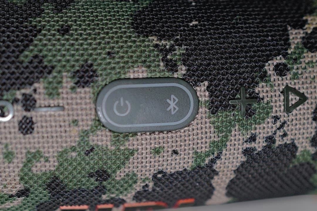 JBL Charge5防水使用ブルートゥーススピーカー40W送料込匿名配送値下げ