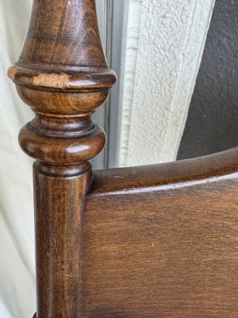 木製ロッキングチェア（中古）