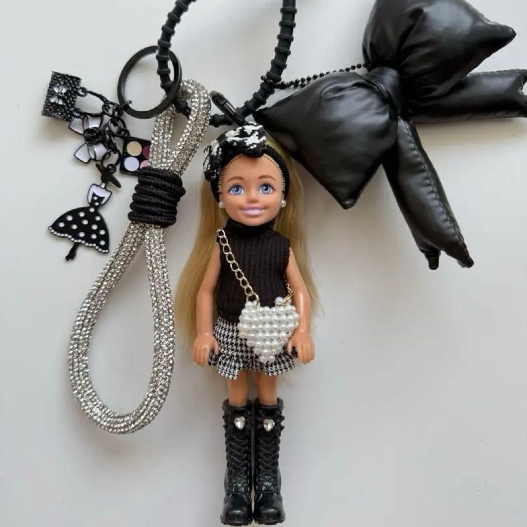 バービーバッグチャーム　キーホルダー　バービーキーリング　barbieチャーム