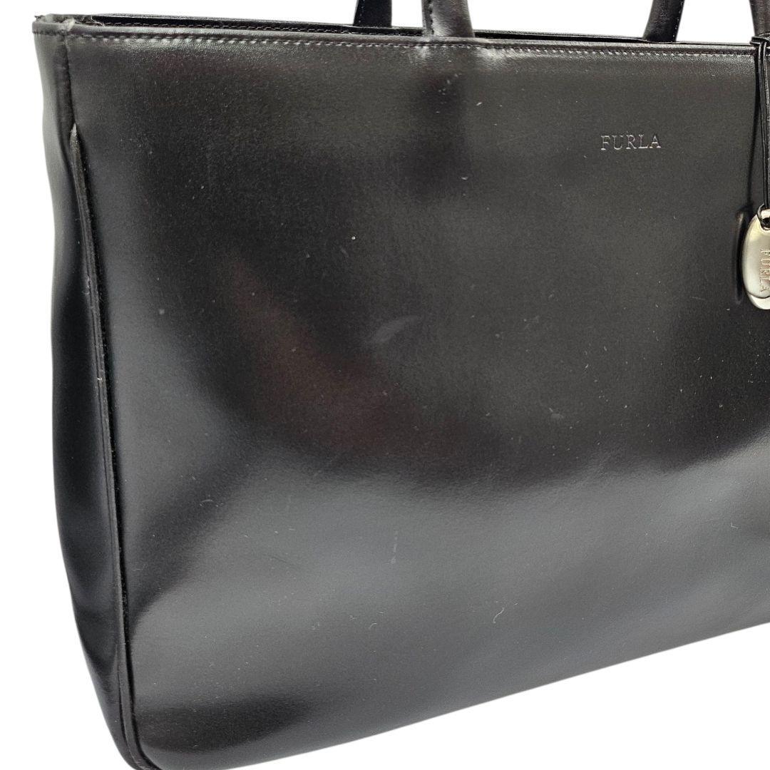 美品　FURLA　サフィアーノレザー　トートバッグ　A4可 ブラック　2way