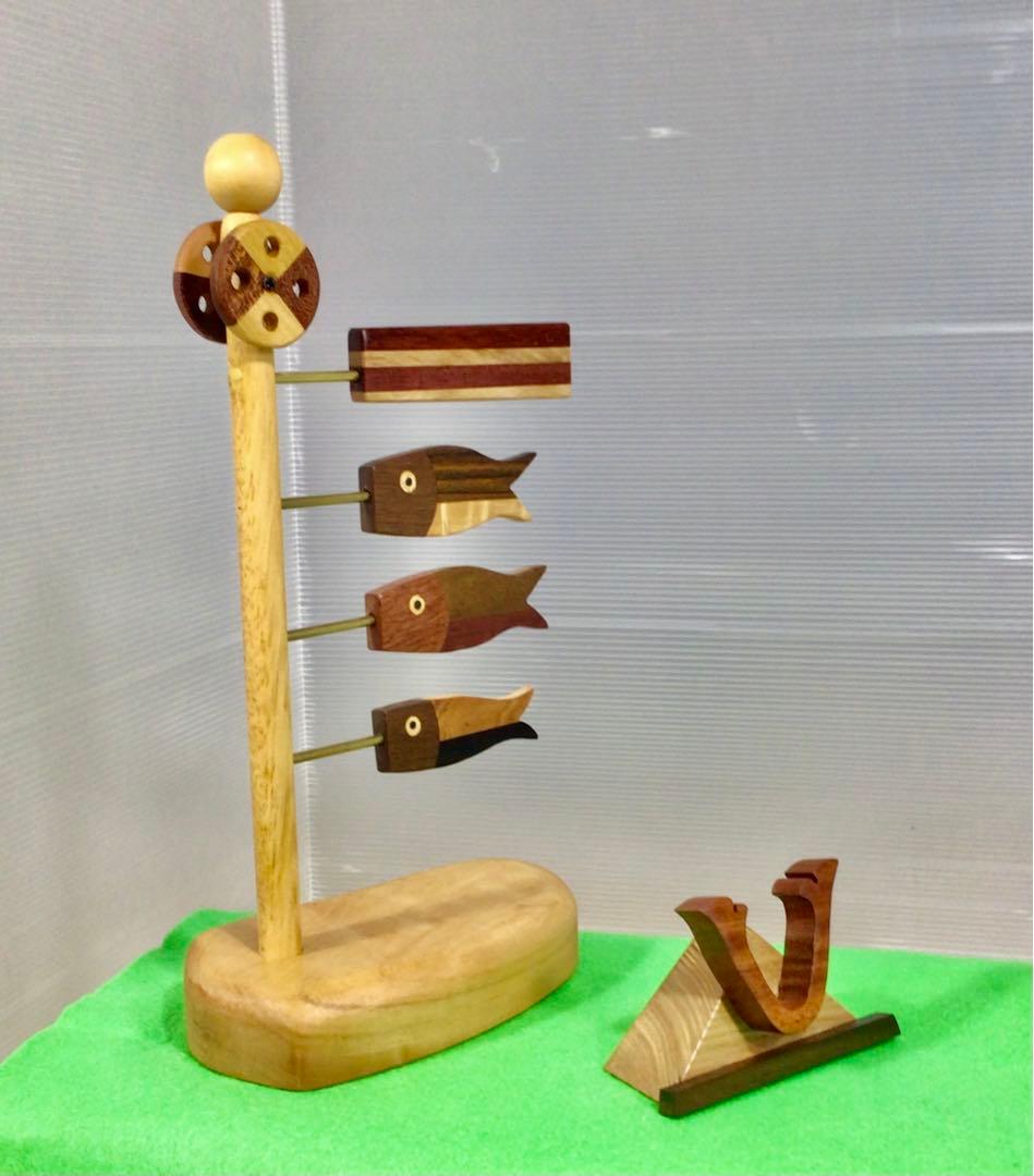 天然木　鯉のぼりと兜飾り　無着色　一点物　手造り