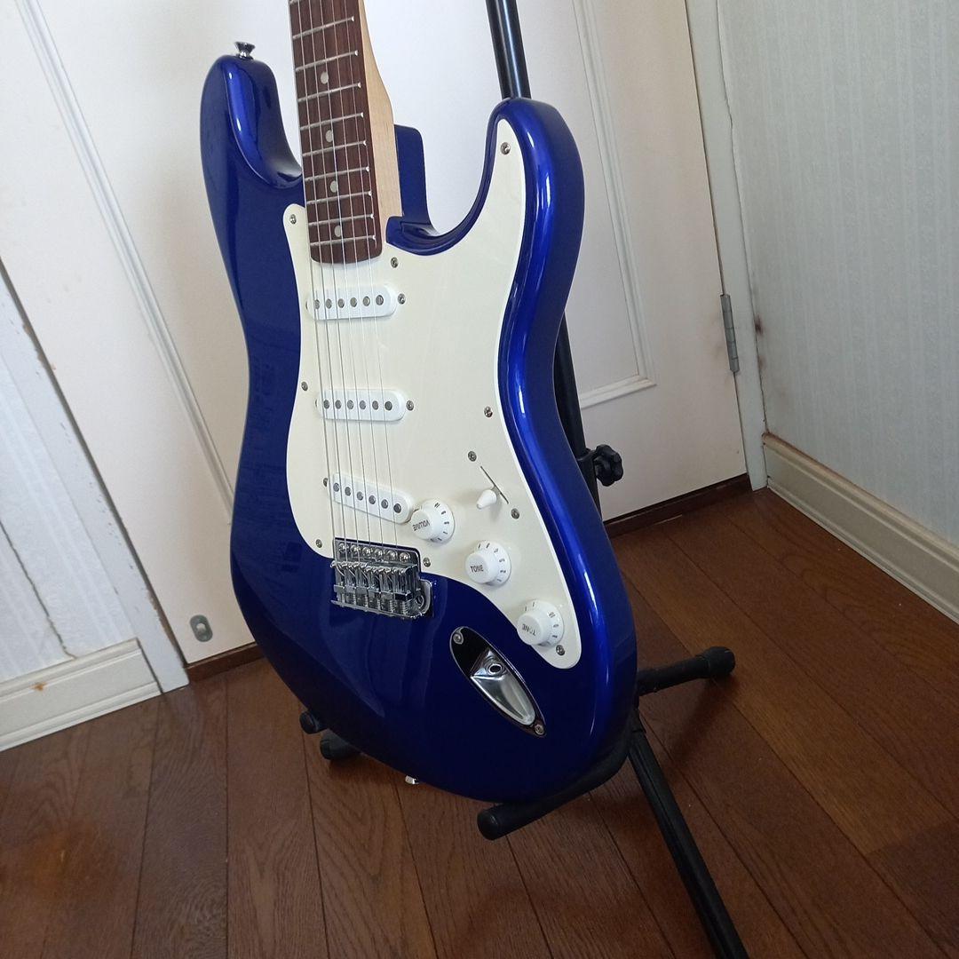 『美品』金文字ロゴSquier By Fender Affinity STRAT