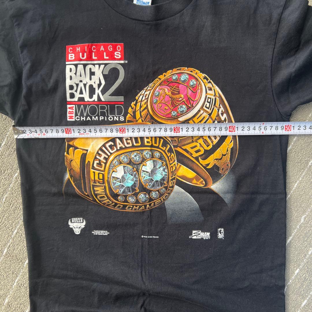 NBA Chicago Bulls シカゴ・ブルズ Tシャツ　未使用品❗️
