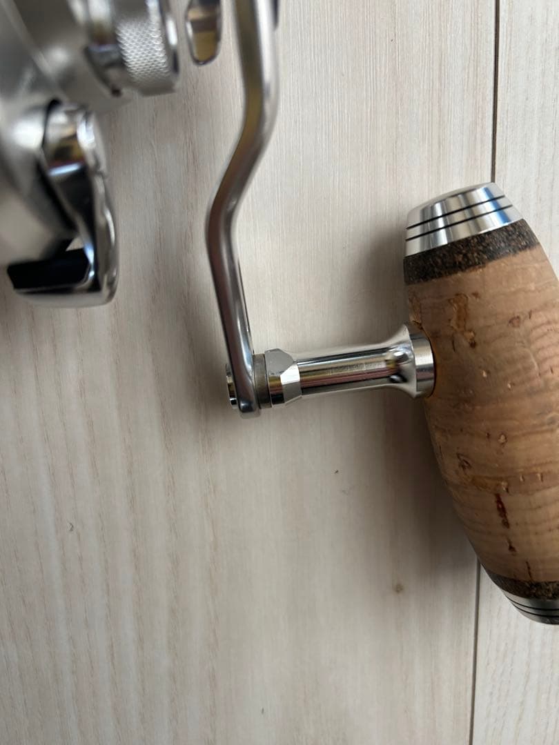 17オシアジガー1501HGハンドルノブコルクカスタム