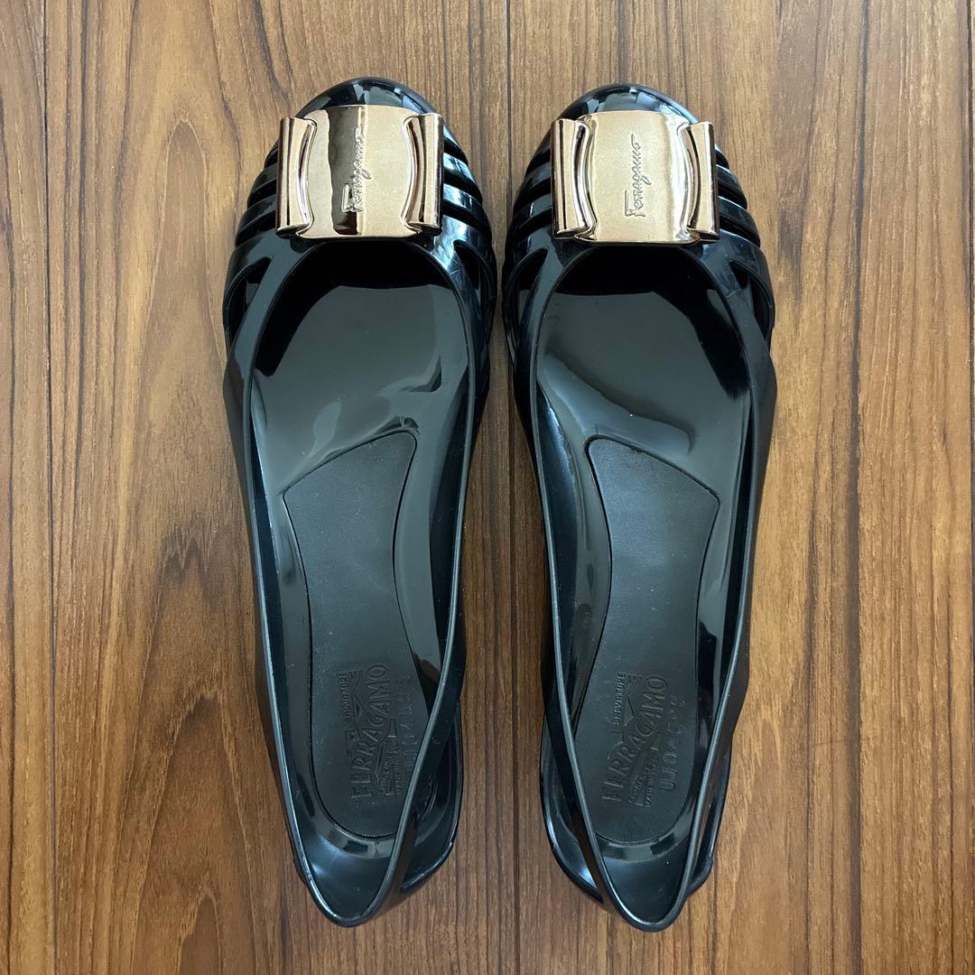 美品★フェラガモ BERMUDA ラバーシューズ ブラック 7サイズ