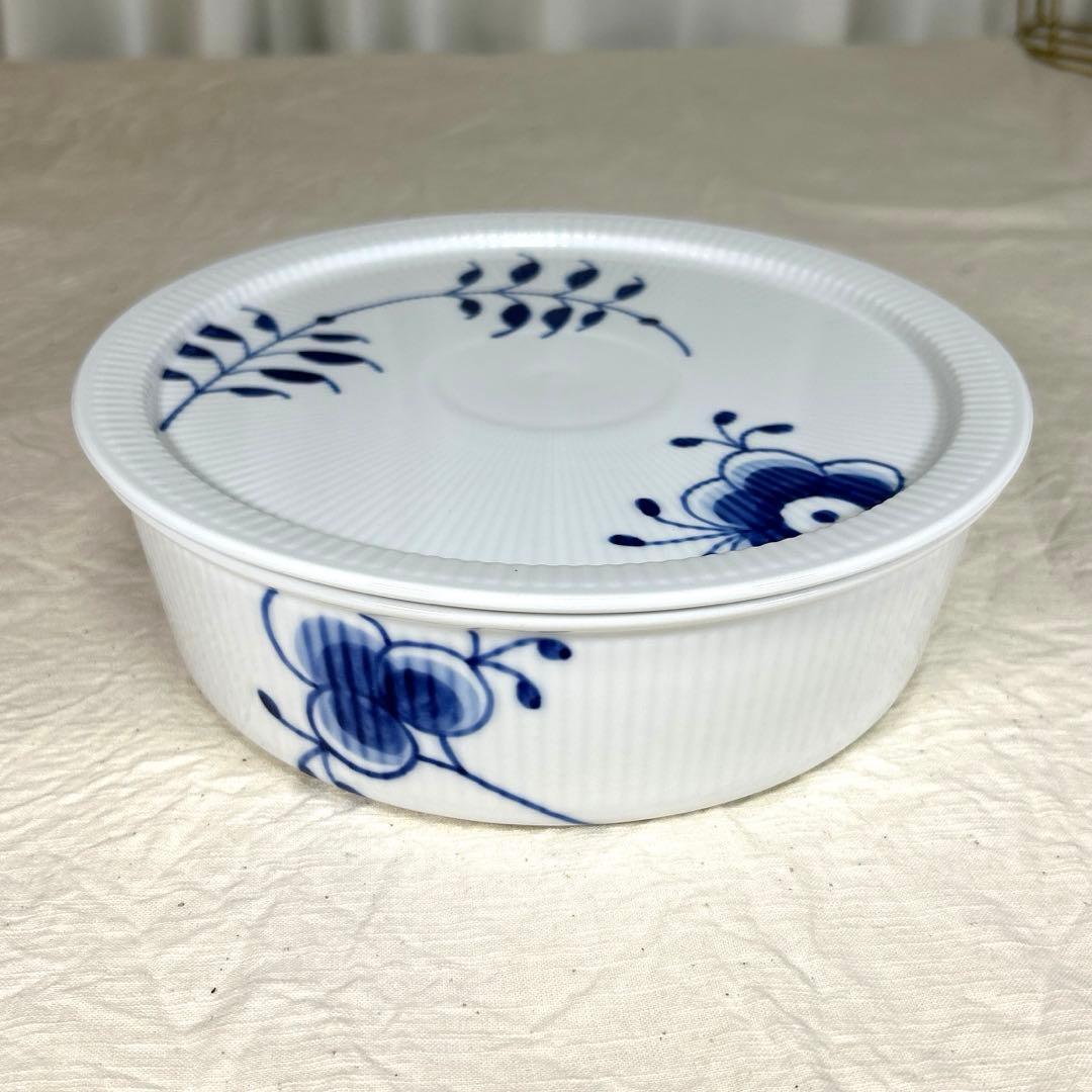 ロイヤルコペンハーゲン　ブルーフルーテッド　メガ　オーブンウェア　直径21.5