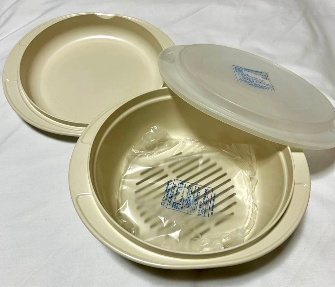 美品 タッパーウェア ウルトラ21 キャセロール大 4点