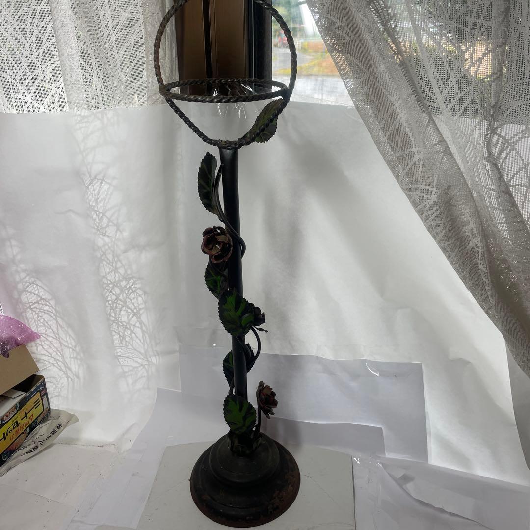 スタンド型灰皿 花と葉のデザイン　昭和レトロ　アンティーク