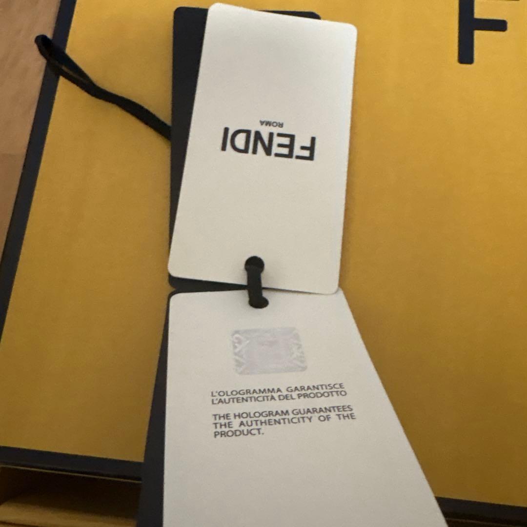 FENDI フェンディ キャップ