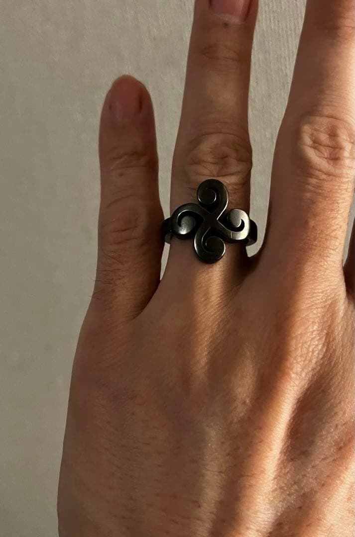 唐草リング　シルバー925 いぶし仕上げ　サイズ17