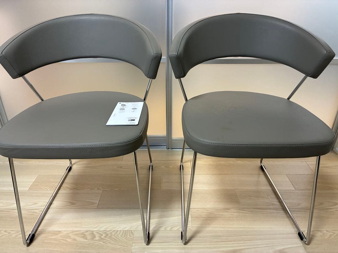 カリガリス　ニューヨーク　ダイニングチェア①