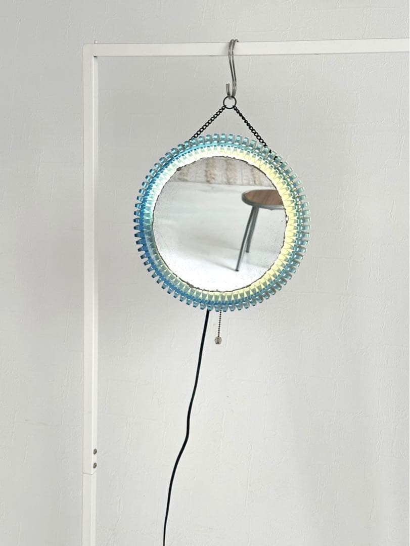 スペースエイジ アクリルミラー　70s 壁かけ鏡　ラウンドミラー　レトロポップ