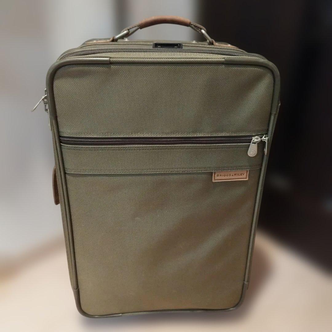 Briggs & Riley キャリーケース　拡張機能付