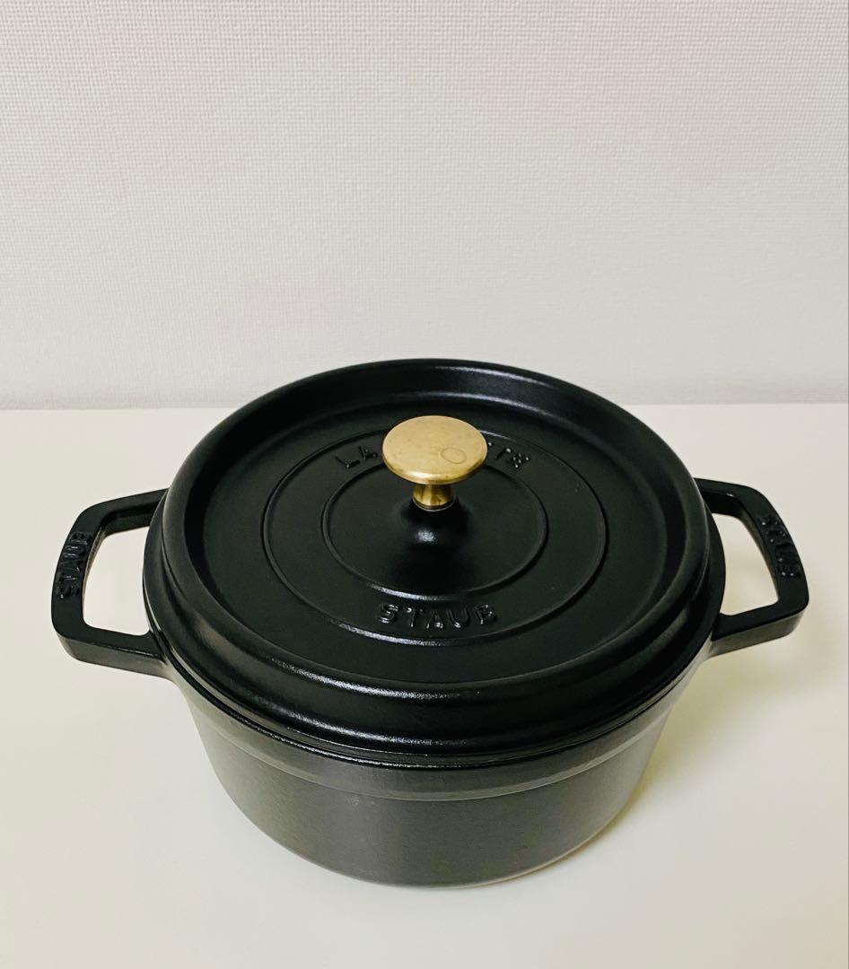 ストウブ STAUB ピコ ココット ラウンド 22cm 黒
