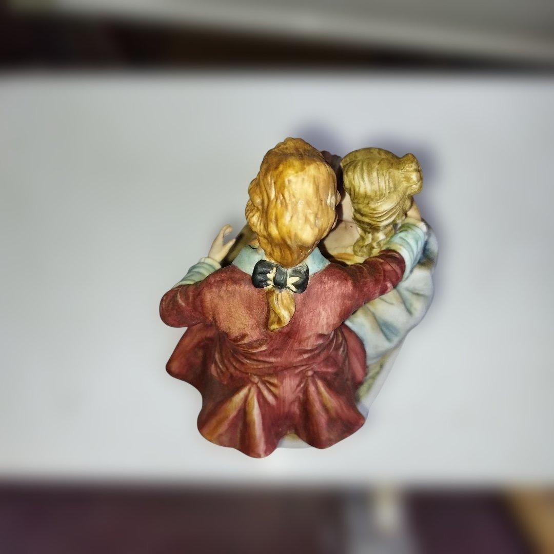 ロココ様式 男女フィギュア 陶器製