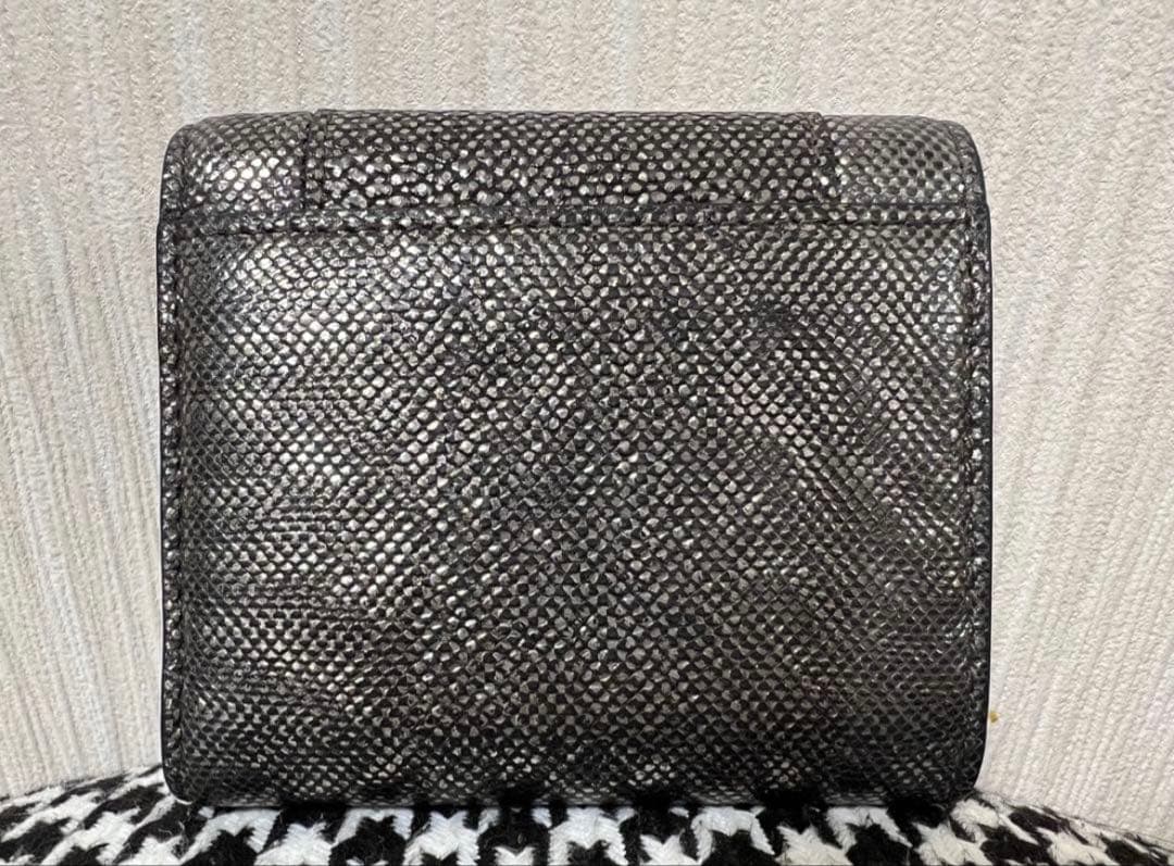 正規品　BVLGARI ブルガリ 三つ折り財布　セルペンティ ヘビ