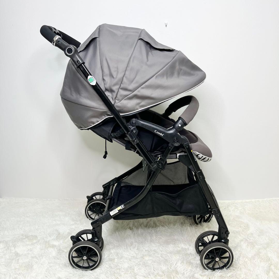 美品 Combi スゴカル 4キャス compact エッグショック HH LG