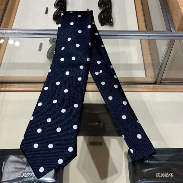 新品 ビームスF購入 FITZGERALD シルク ドット柄 ネクタイ
