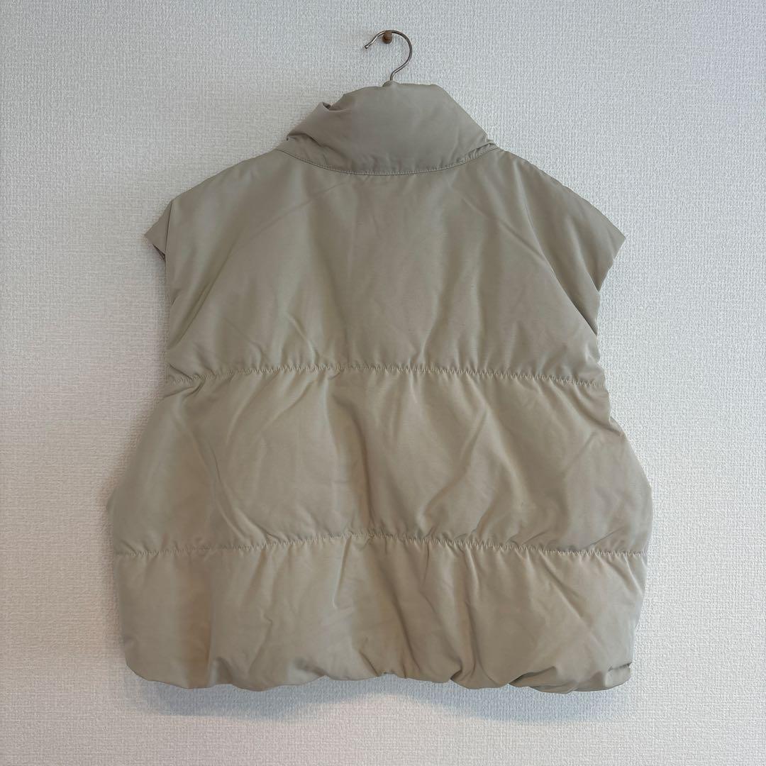 新品・未使用・タグ付きUNIQLO C ダウンクロップドベストLサイズ タグ付き